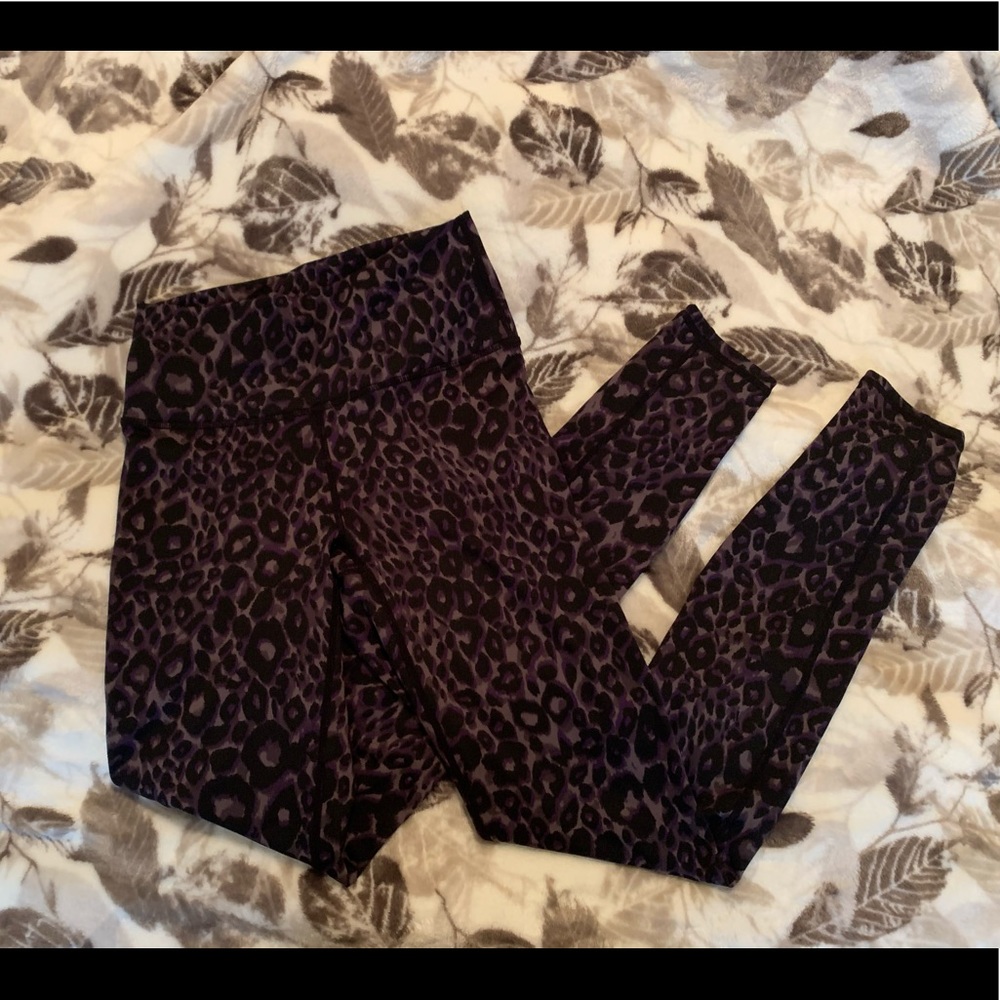 Fabletics leopard print XS